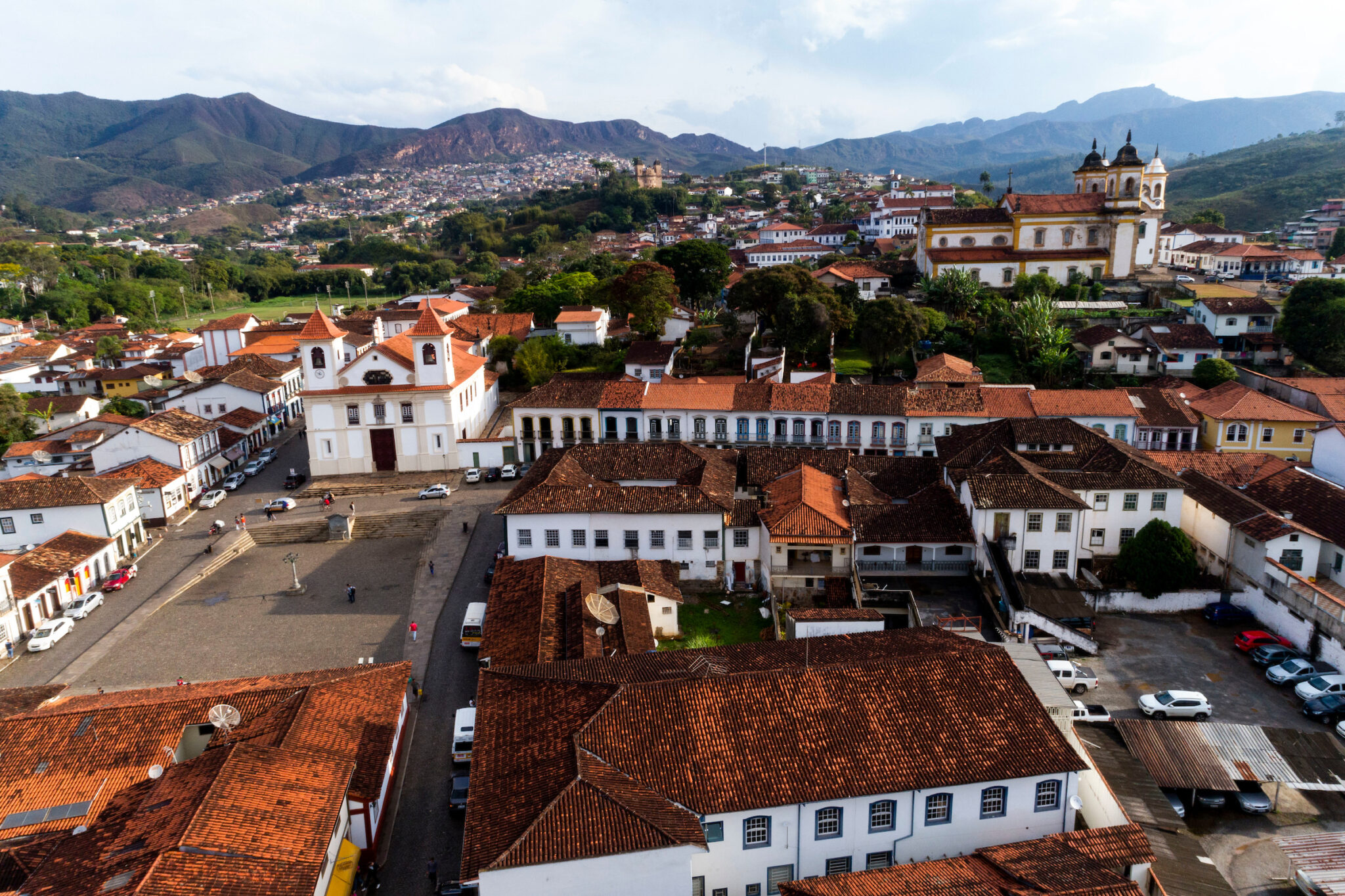 Mariana_MG, 19 de setembro de 2018

Fundacao RENOVA | Expedicao Caminho da Reparacao

Vista aerea da Praca Claudio Manoel da Costa no centro histórico da cidade

Imagem: Bruno Correa / NITRO Historias Visuais